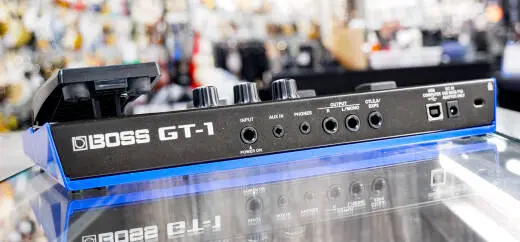 BOSS - GT-1 Guitar Effects Processor 2